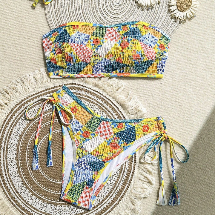 Damen Bandeau-Bikini mit verspieltem Design und seitlichem Bindeband Drune