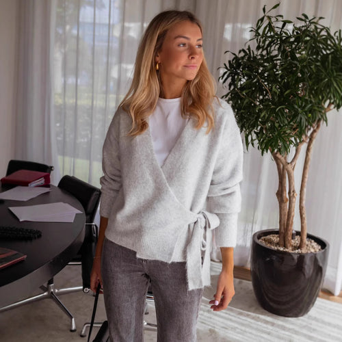 Damen lässiger Wickelstrickpullover mit weichem Material und modischem Design Drune