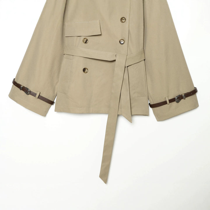 Damen Kurz-Cape-Trench mit Doppelreihe, Schulterklappen und Taillengürtel Drune