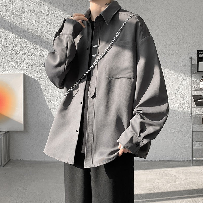 Unisex Oversize Hemdjacke im minimalistischen Utility-Look mit Brusttasche und verdeckter Knopfleiste Drune