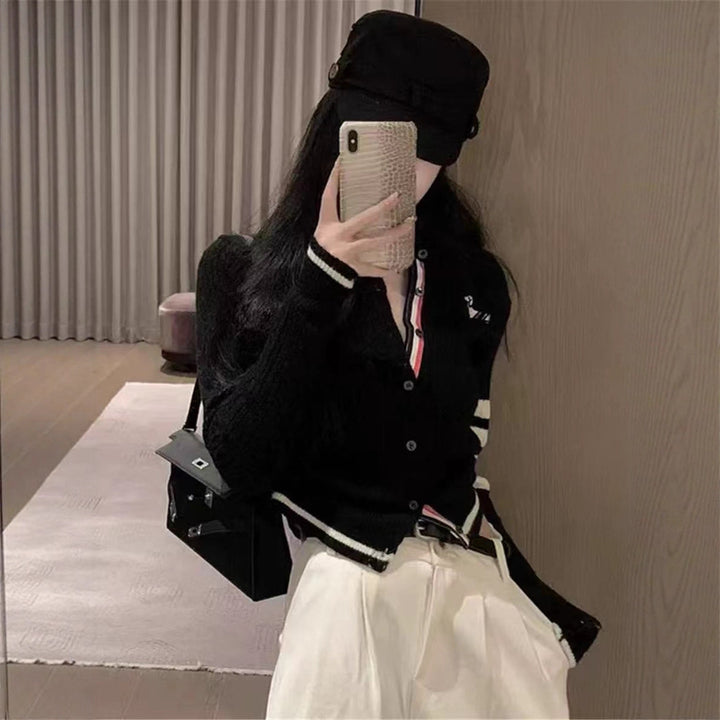 Damen Lässige Strickjacke mit modischen Akzenten und kontrastierenden Details Drune