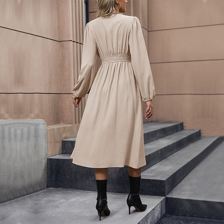 Damen Midi-Kleid mit Knopfdetails und V-Ausschnitt Drune
