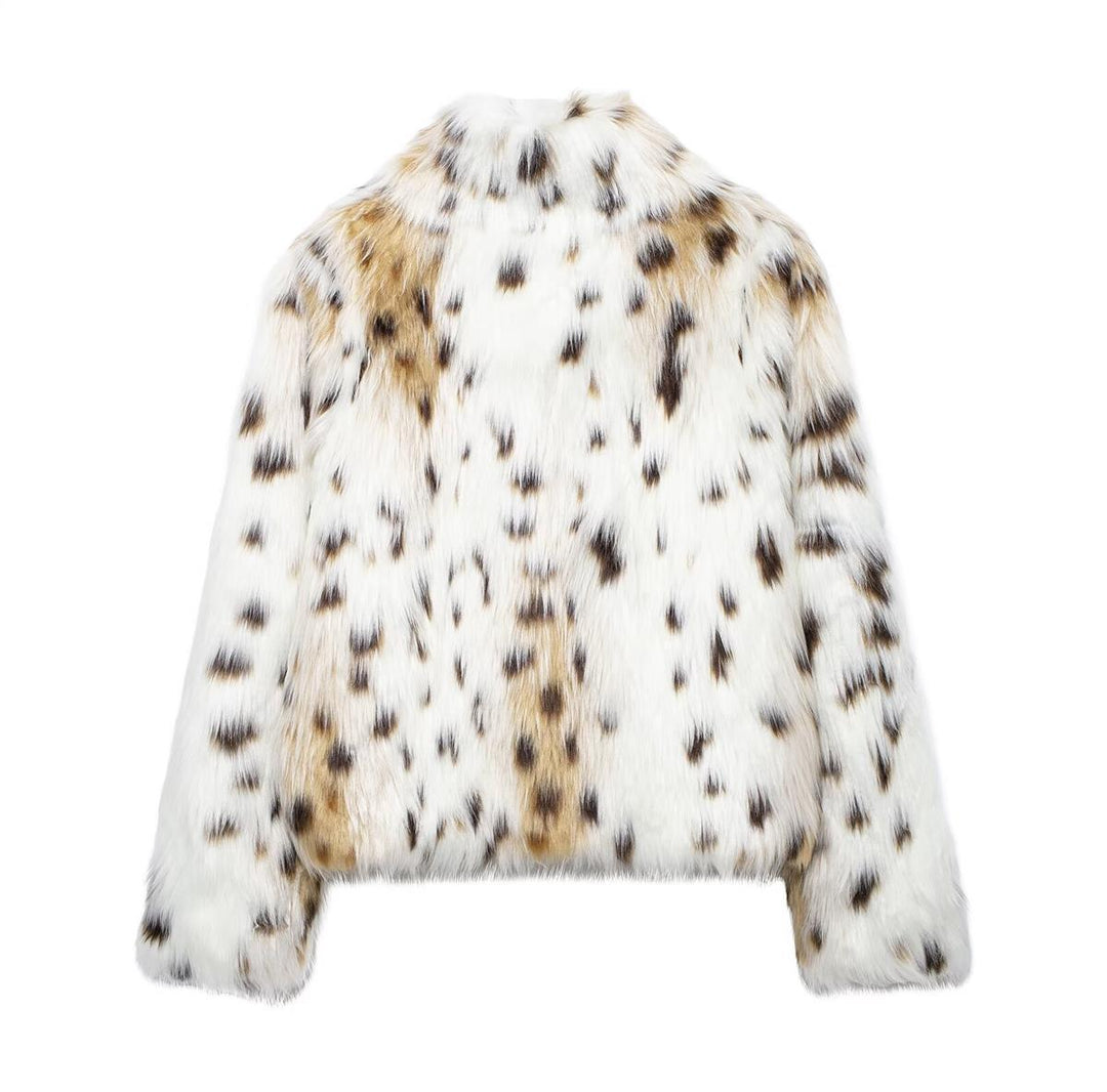 Damen Kurzjacke aus luxuriösem Kunstpelz mit gefleckter Felloptik und gerader Silhouette Drune