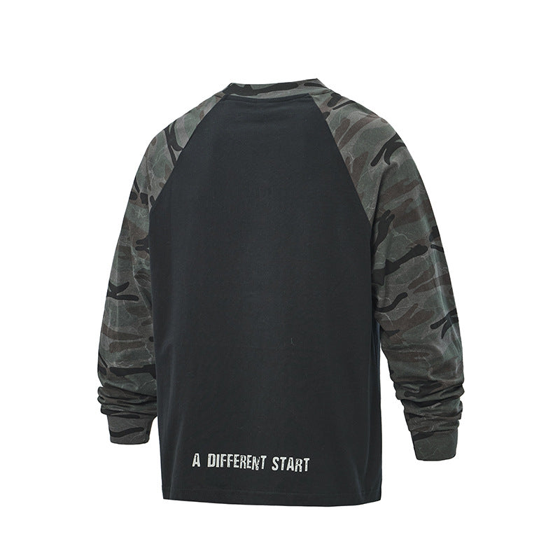 Unisex Oversize-Sweatshirt mit Camouflage-Raglanärmeln und geprägtetem Frontlogo Drune