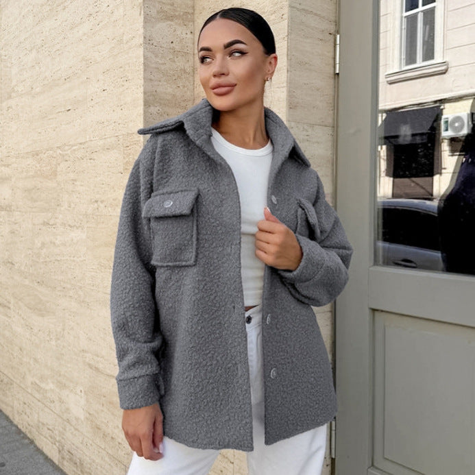 Damen Flauschige Utility-Jacke mit großen Taschen und Knopfdetails Drune
