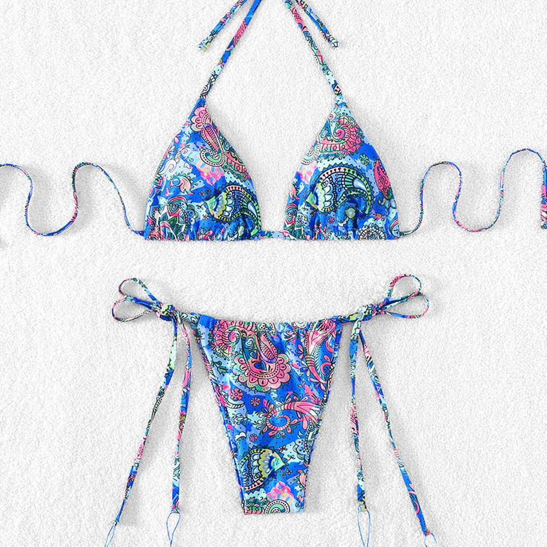 Damen Triangel-Bikini mit verspielten Quasten und buntem Paisleymuster Drune
