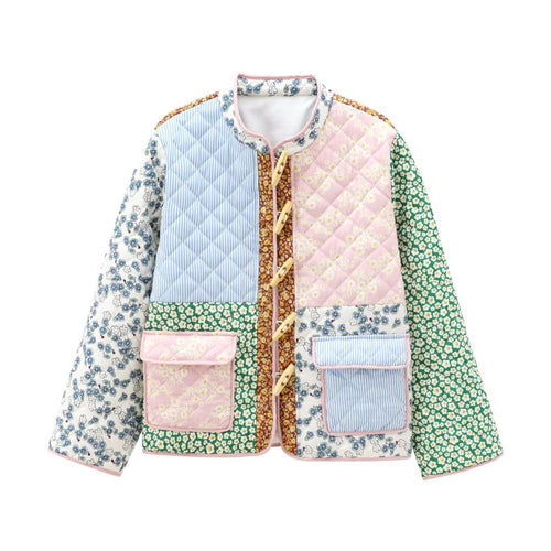 Damen nan retro-inspirierte gesteppte Patchworkjacke mit Stehkragen, Holzknopf-Verschlüssen und aufgesetzten Klappentaschen Drune