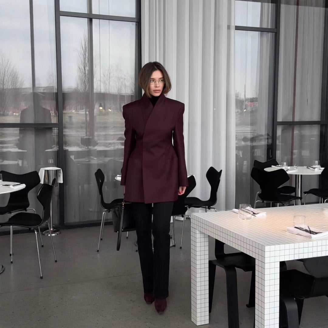 Damen elegante Blazerjacke mit schimmerndem Stoff und tiefem V-Ausschnitt Drune