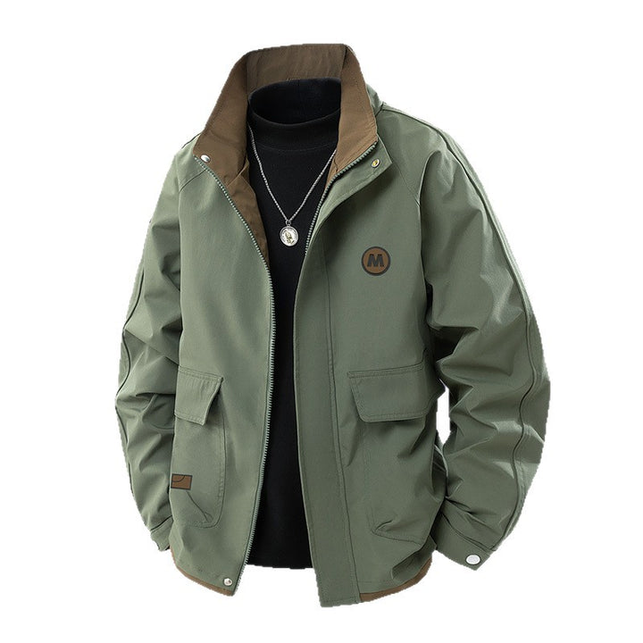 Herren Kurz geschnittene Softshell‑Utility‑Jacke mit Stehkragen und Pattentaschen Drune