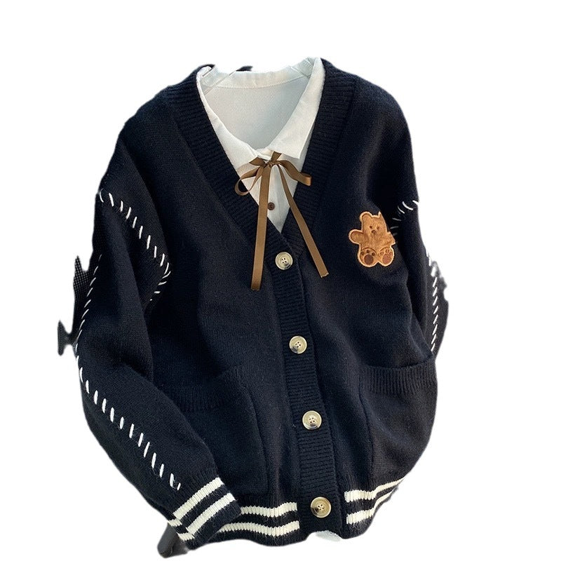 Damen Strickjacke mit einzigartiger Bärenapplikation und modernen Details Drune