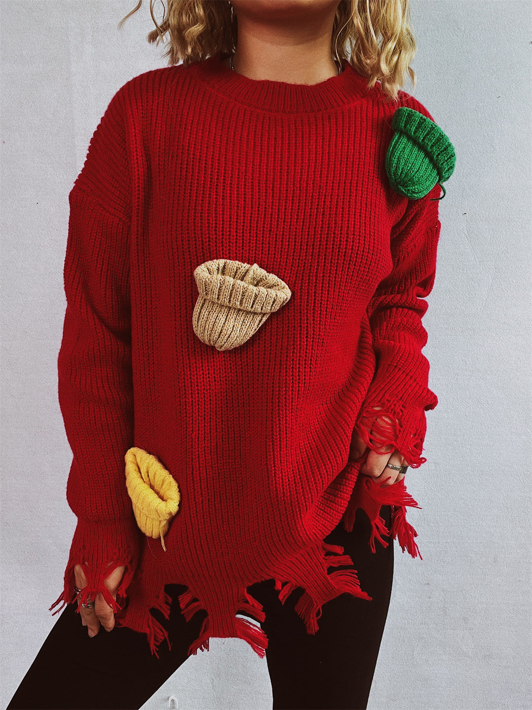 Damen lässiger Oversize-Pullover mit fransigen Details und bunten Applikationen Drune