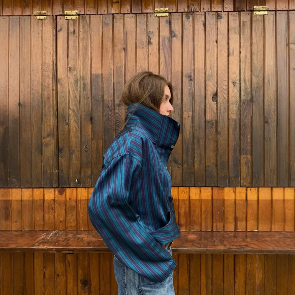 Damen Oversized Streifen-Pullover mit Halbreißverschluss, Stehkragen und Kängurutasche Drune