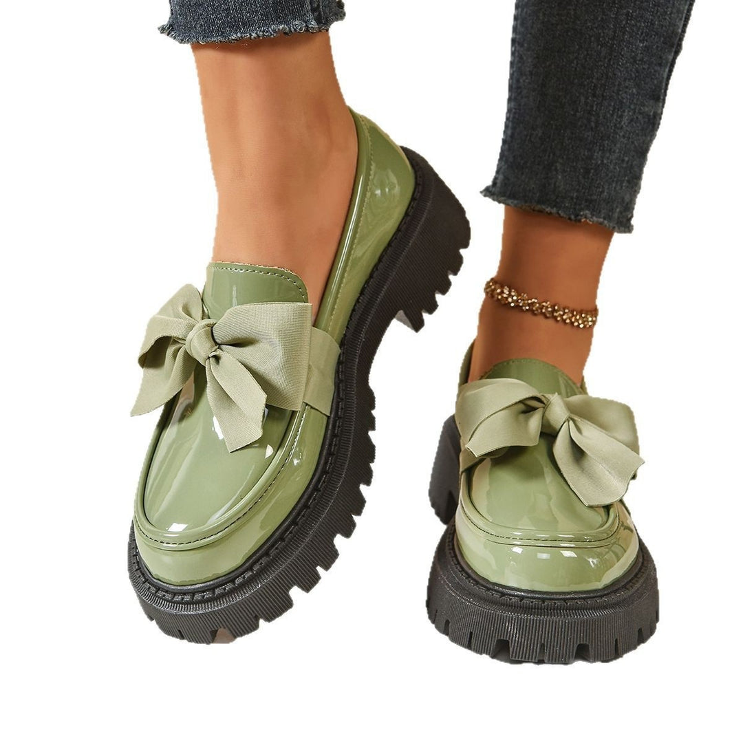 Damen Lack-Loafer mit markanter Profilsohle und Zierschleife Drune