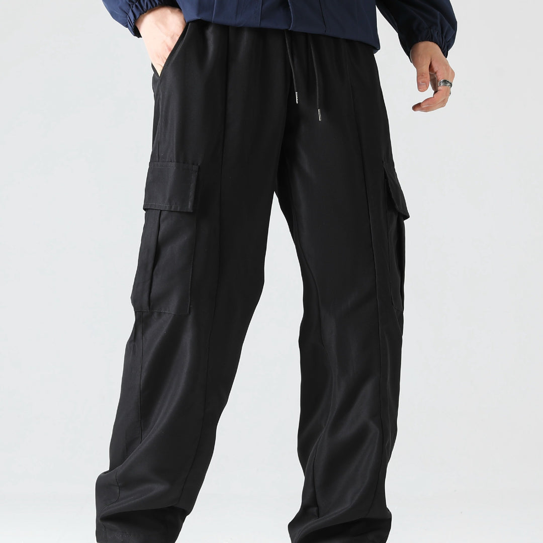 Herren Tapered Cargo-Jogginghose mit flachem Tunnelzug, Mehrfachtaschen & schmalem Knöchelsaum Drune