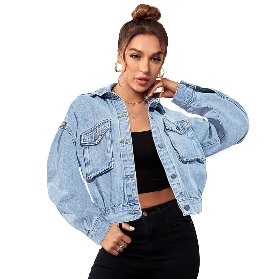 Damen Cropped Boxy-Denimjacke mit aufgesetzten Brusttaschen und kurzem Bund Drune