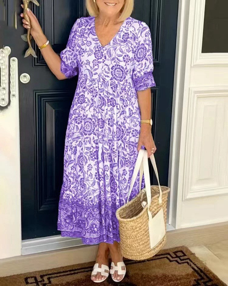 Drune | Kleid mit V-Ausschnitt und Print in Übergröße