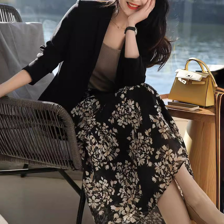 Damen Taillierter Ein-Knopf-Blazer aus leichtem Crepe mit geschwungener Saumlinie Drune