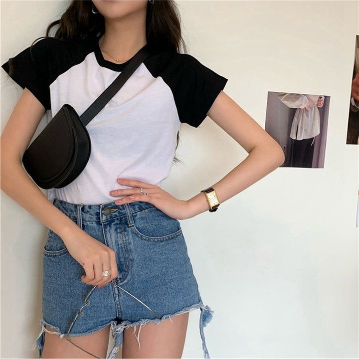 Damen Crop-Top mit kontrastierenden Ärmeln und angenehmem Baumwollmix