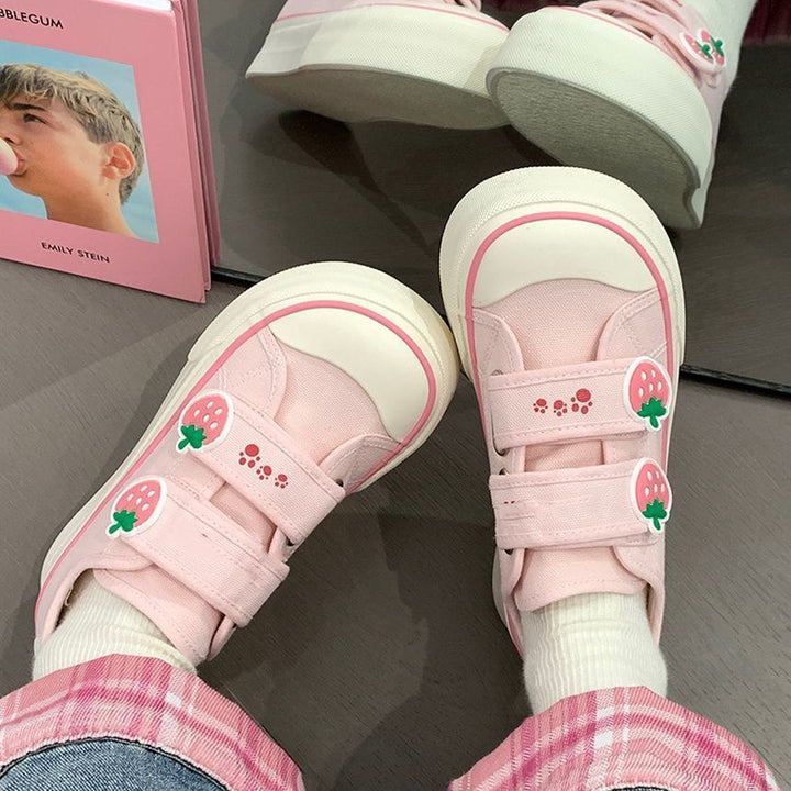 Damen Freizeit-Sneaker mit niedlichen Erdbeer-Applikationen und praktischem Klettverschluss Drune