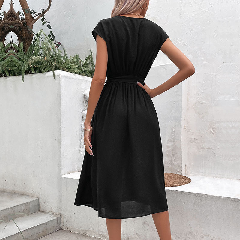 Damen Wickelkleid mit schönem V-Ausschnitt und taillierbarem Gürtel Drune