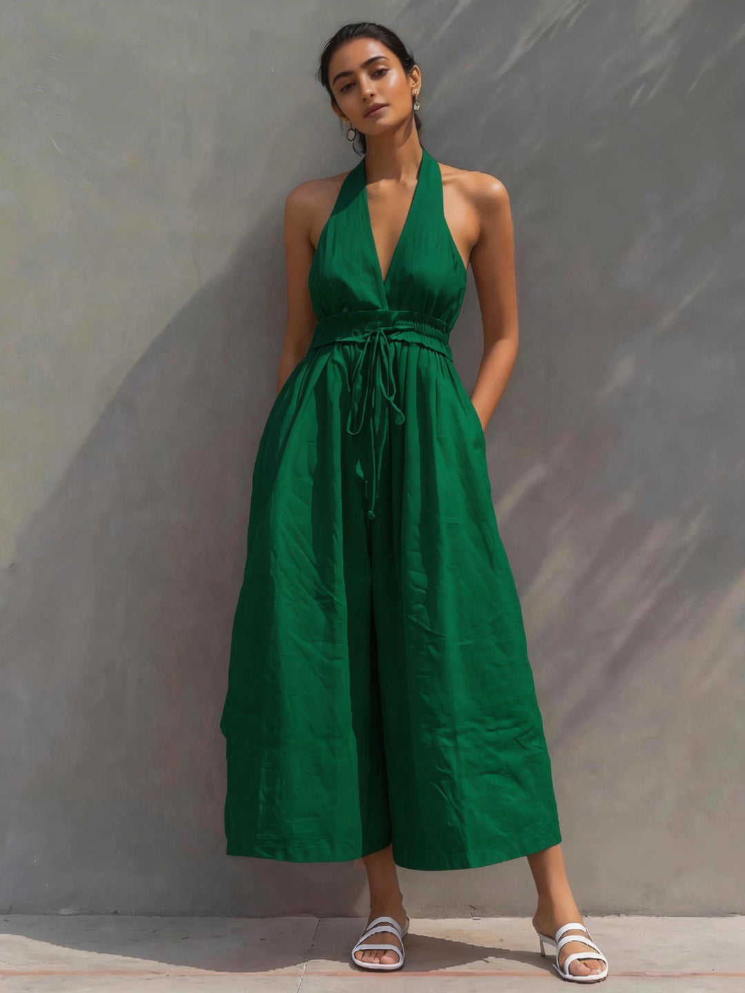 Drune | Rückenfrei, Falten Kleid mit Großen Taschen