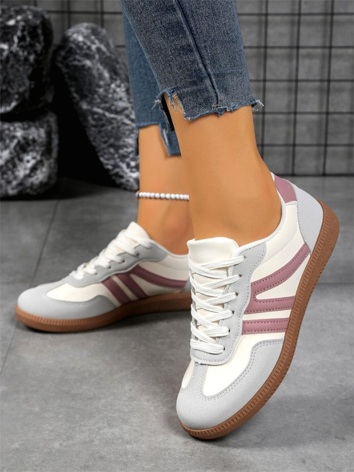 Damen Retro-Sneaker mit Veloursleder-Optik, gepolstertem Komfortfußbett und profilierter Gummilaufsohle Drune