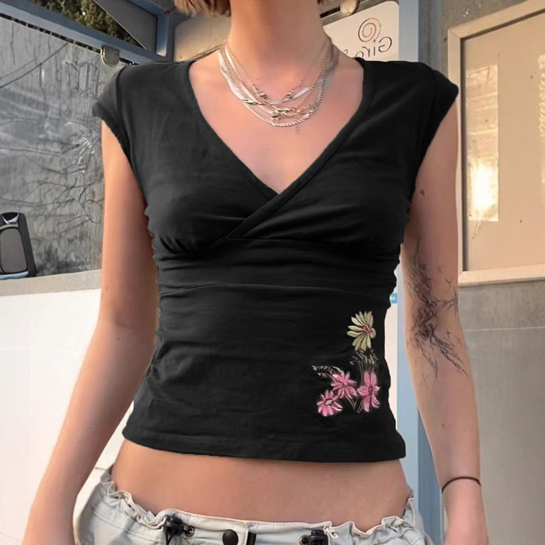 Damen figurbetontes Kurzarm-Shirt mit floralem Stickmuster Drune