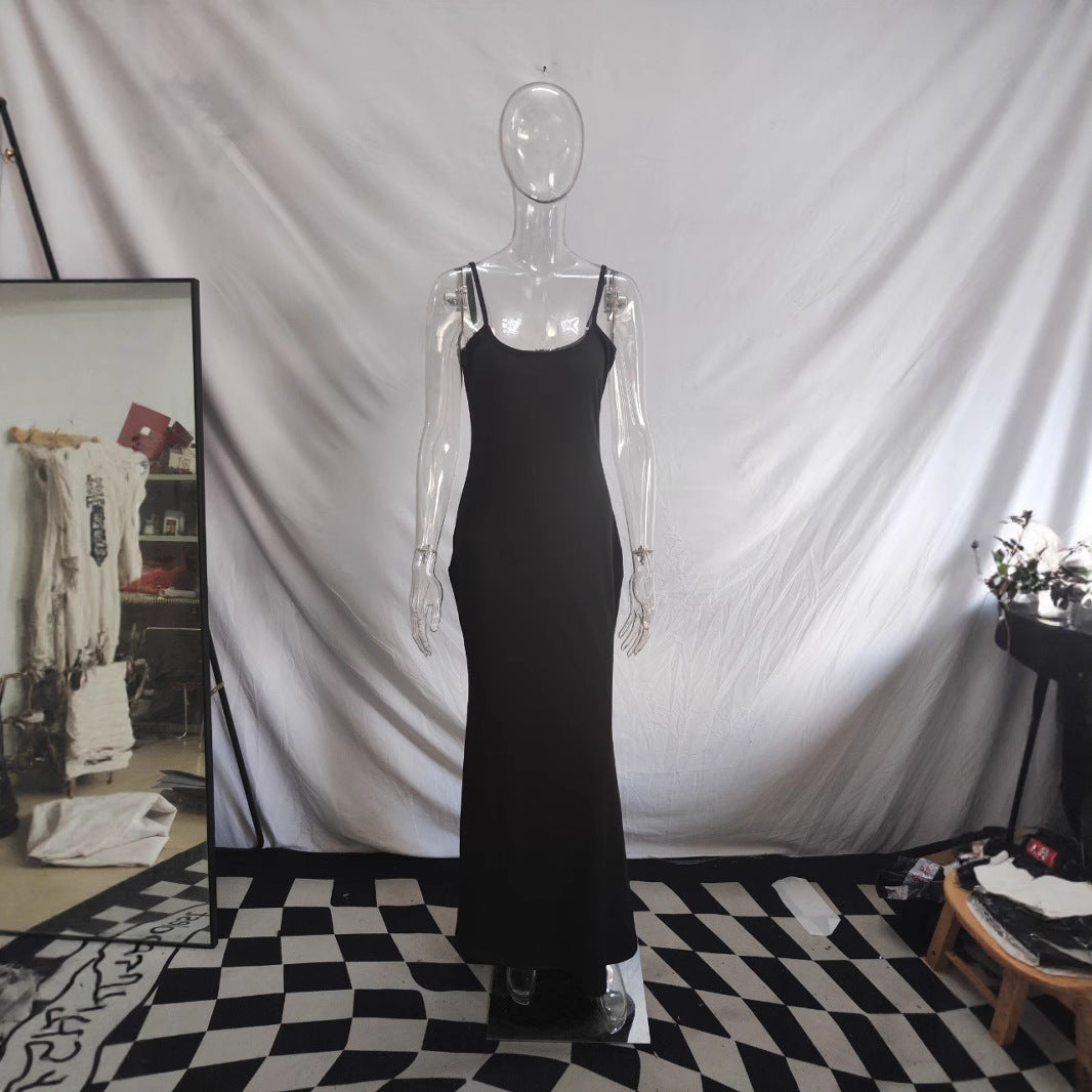 Damen Langes Kleid mit schmalen Spaghettiträgern und figurschmeichelndem Schnitt Drune