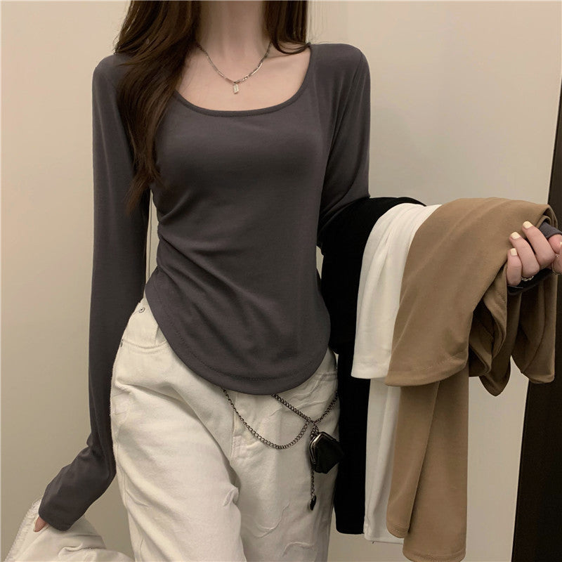 Damen Langarmshirt mit schickem Rundhalsausschnitt und figurbetontem Schnitt