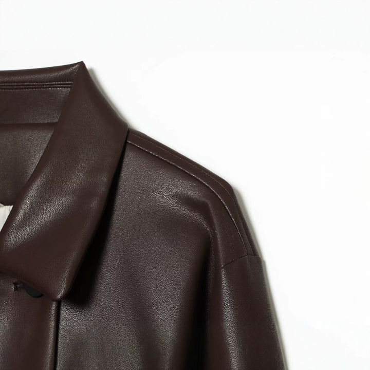 Damen Kurz geschnittene doppelreihige Kunstlederjacke mit weitem Hemdkragen Drune