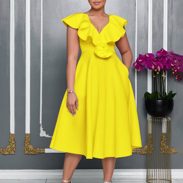 Damen A-Linien Kleid mit stilvollen Rüschen und floralem Detail Drune