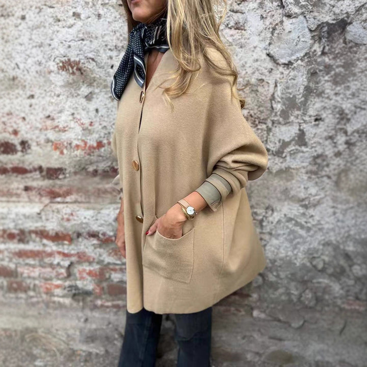 Damen Oversize Strickmantel-Cardigan mit aufgesetzten Taschen und Zierknöpfen Drune