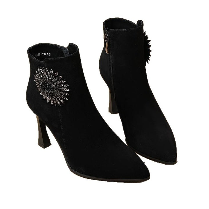 Damen Elegante Veloursleder Stiefeletten mit Glitzer-Pin Drune