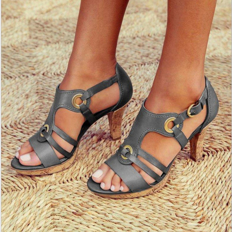 Damen Absatzsandalen mit raffinierten Riemen und kunstvollem Schnallendesign Drune