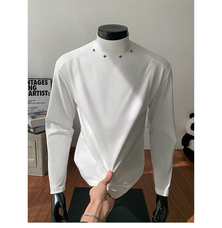 Herren Rollkragen-Feinstrickshirt mit Metallnieten am Kragen und schmaler Silhouette Drune