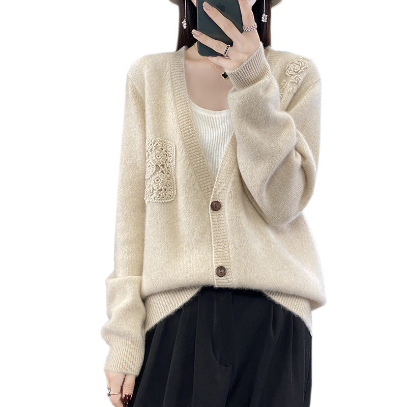 Damen Zweiteiliges Feinstrick‑Set mit Strickcardigan und Top sowie gehäkelten Blumenapplikationen Drune
