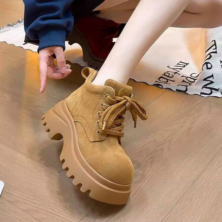 Damen Chunky Boots mit hohem Profil und robustem Schnürverschluss Drune