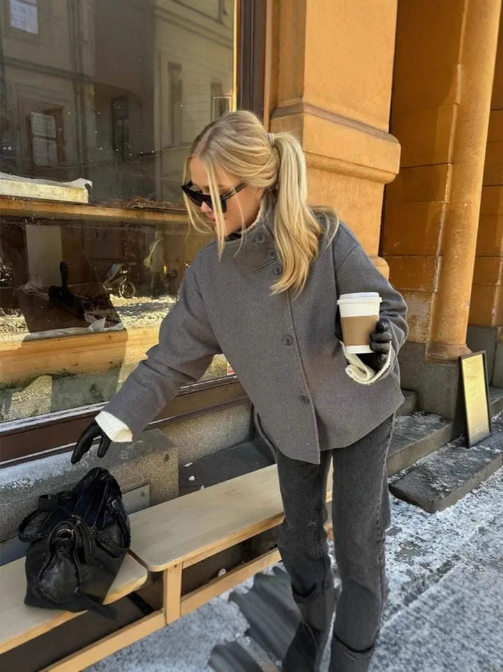 Damen moderne und praktische Kurzjacke mit hochschließendem Kragen Drune
