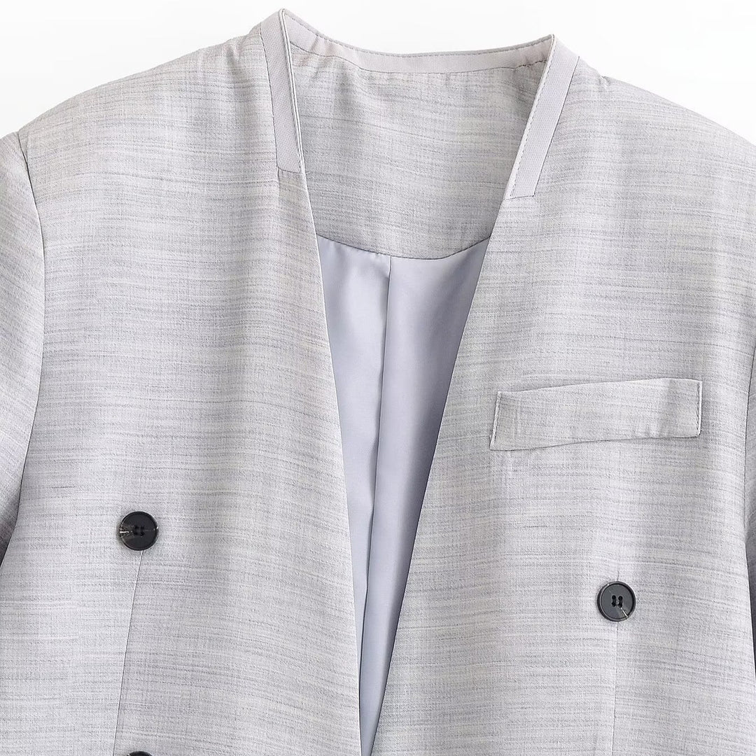 Damen Kurzblazer ohne Revers mit doppelreihiger Knopfleiste und kastiger Silhouette Drune