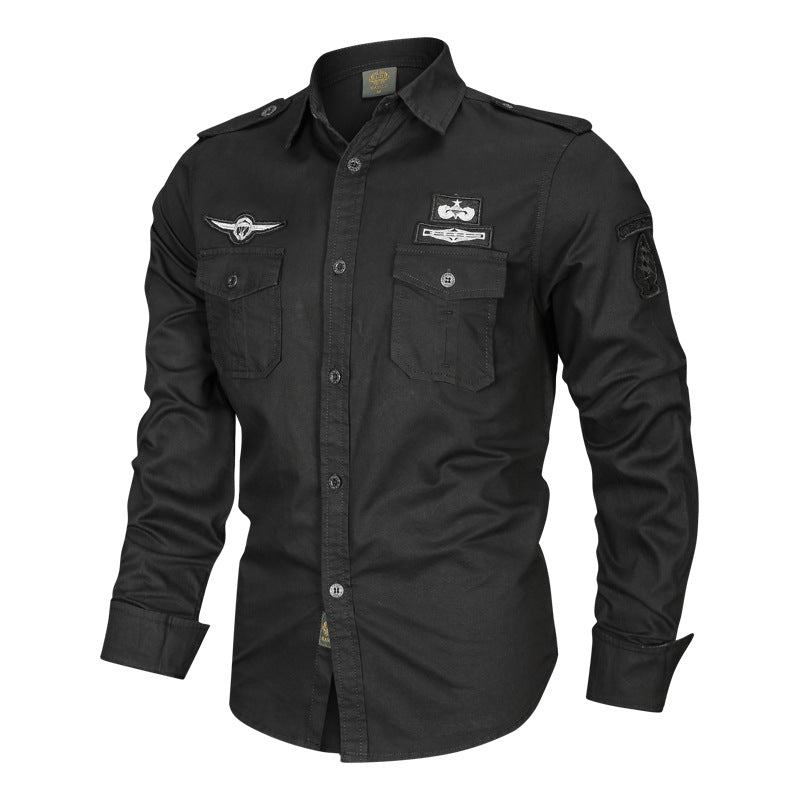 Herren nan tailliertes Baumwollhemd mit Schulterklappen, aufgesetzten Brusttaschen und markanten Patch-Details Drune