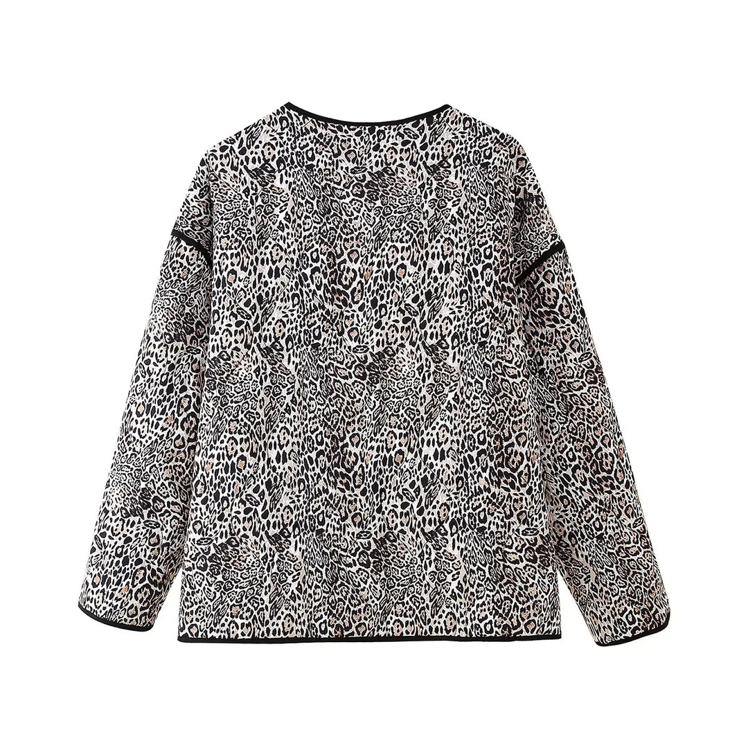Damen nan gesteppte Kurzjacke mit Leoprint, offenem Rundhalsausschnitt, kontrastpaspel und aufgesetzten Taschen Drune