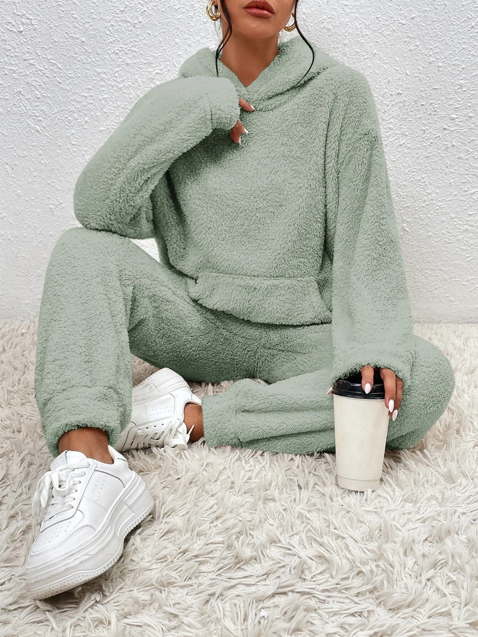 Damen nan kuscheliges Teddy-Fleece Hausanzug-Set mit Kapuze, Kängurutasche und elastischer Jogginghose Drune