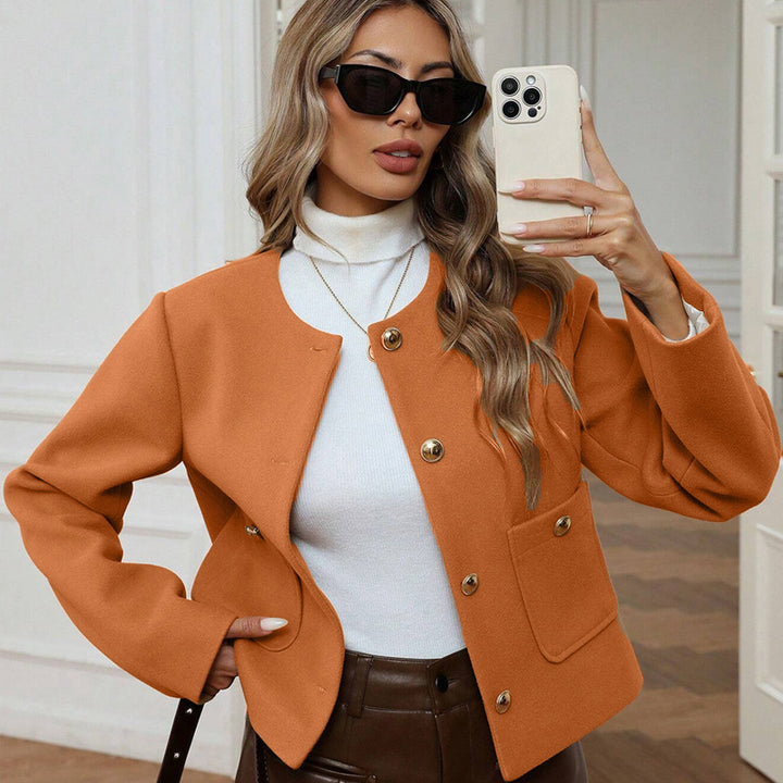 Damen Kurze Blazerjacke mit praktischen Taschen und goldenen Knöpfen Drune