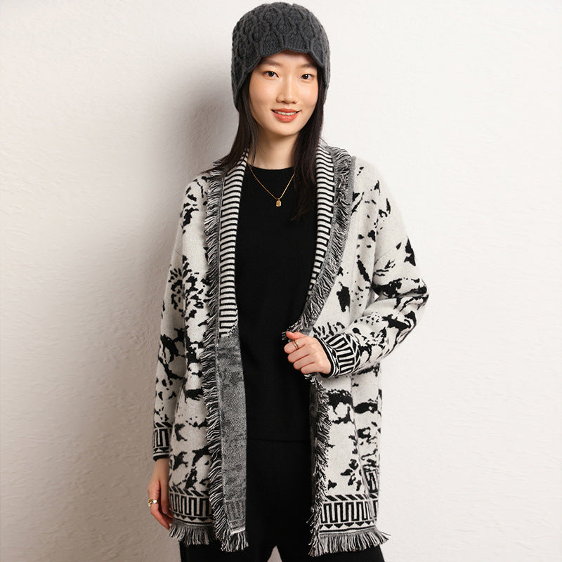 Damen Komfortable Strickjacke mit grafischem Muster und Fransendetails Drune