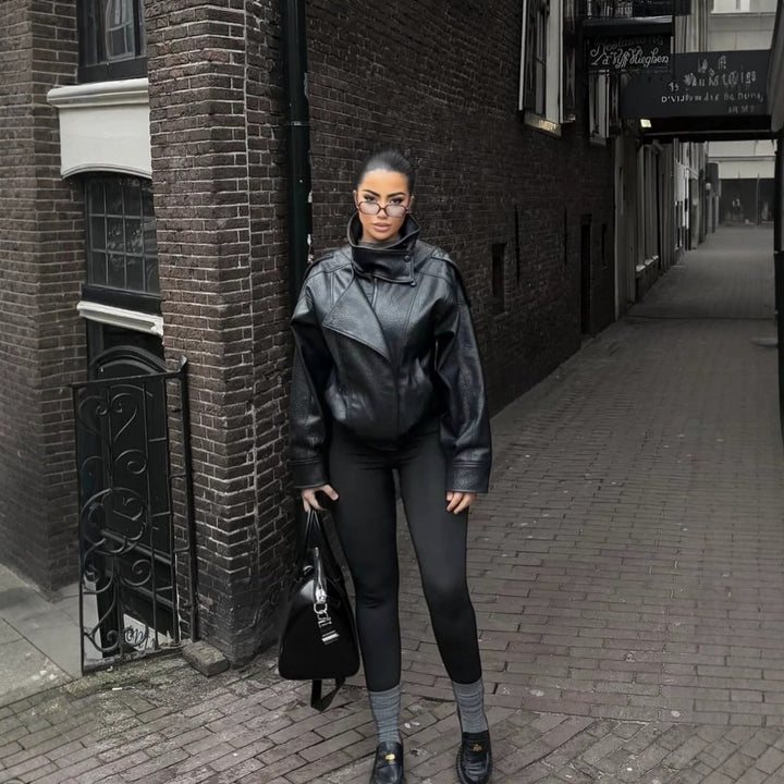 Damen Kurz geschnittener Lederblouson mit hohem Stehkragen, kastiger Silhouette und voluminösen Ärmeln Drune