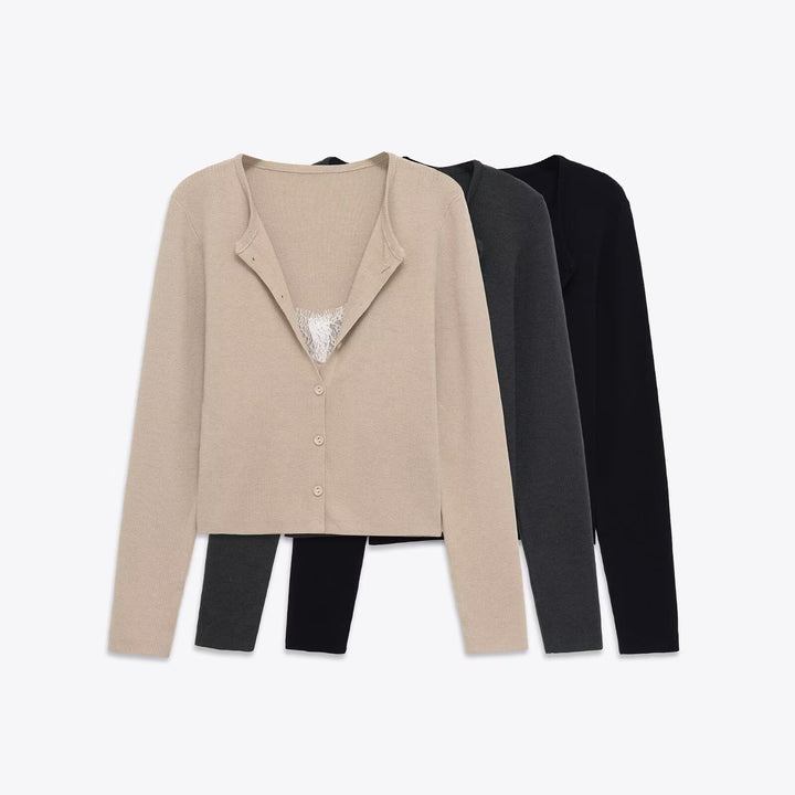 Damen 40+ feiner Strickcardigan mit integriertem Spitzen‑Cami Drune