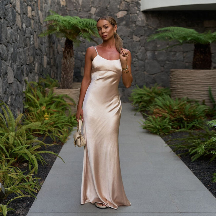 Damen Abendkleid mit elegantem Rückenausschnitt Drune