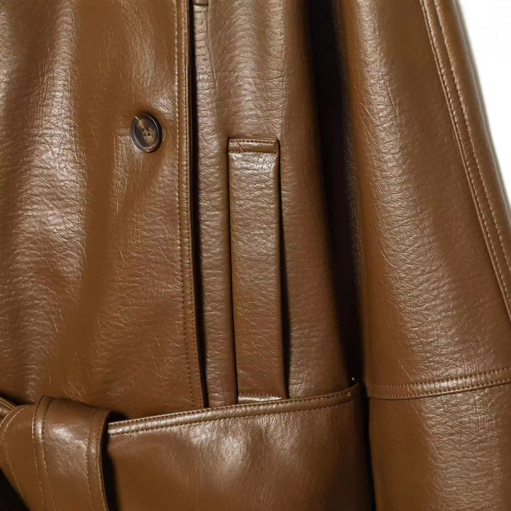Damen Kurztrenchcoat aus Lederimitat mit Taillengürtel und Schulterklappen Drune