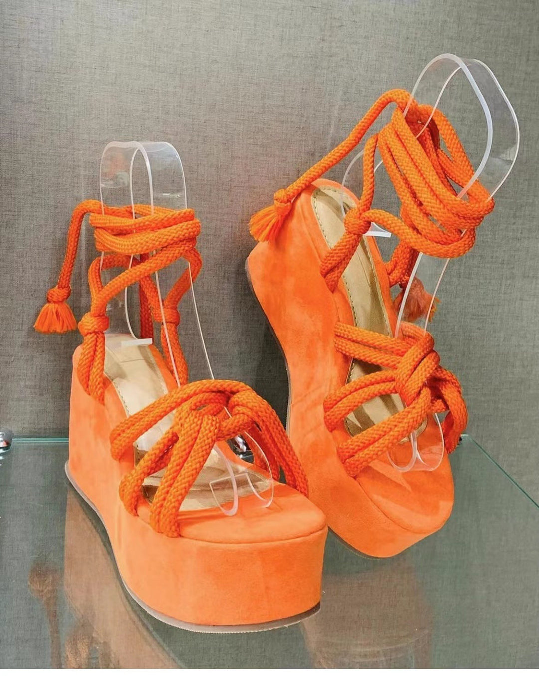 Damen Wedge-Sandalen mit geflochtenem Riemendesign und komfortabler Plateau-Sohle Drune
