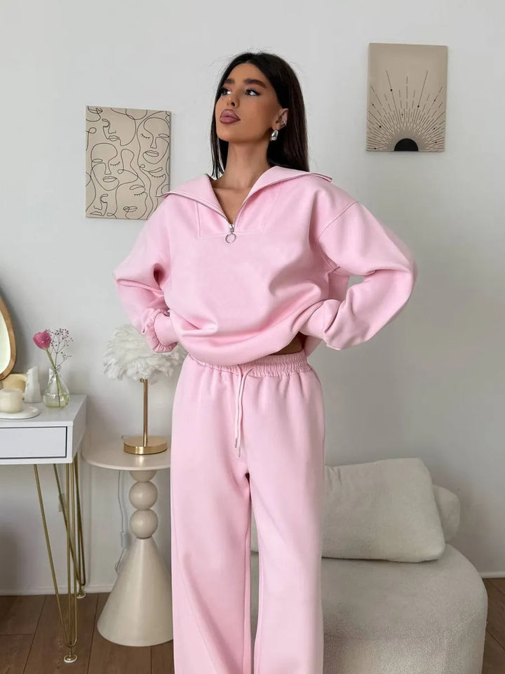 Damen Loungewear-Set mit halbem Reißverschluss und weiter Bügelfalten-Hose Drune